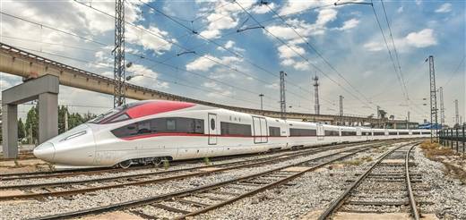 時(shí)速350公里高速貨運(yùn)動(dòng)車組下線