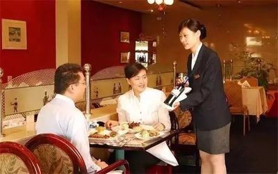 餐飲服務的56個細節 讓顧客記住你的餐廳！